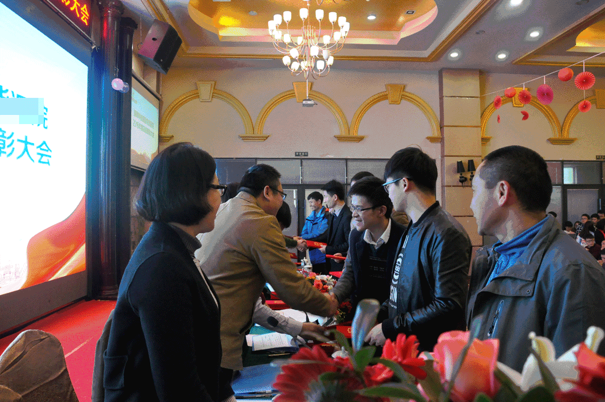 1485048227918727qL8k.gif 1485048227918727qL8k.gif